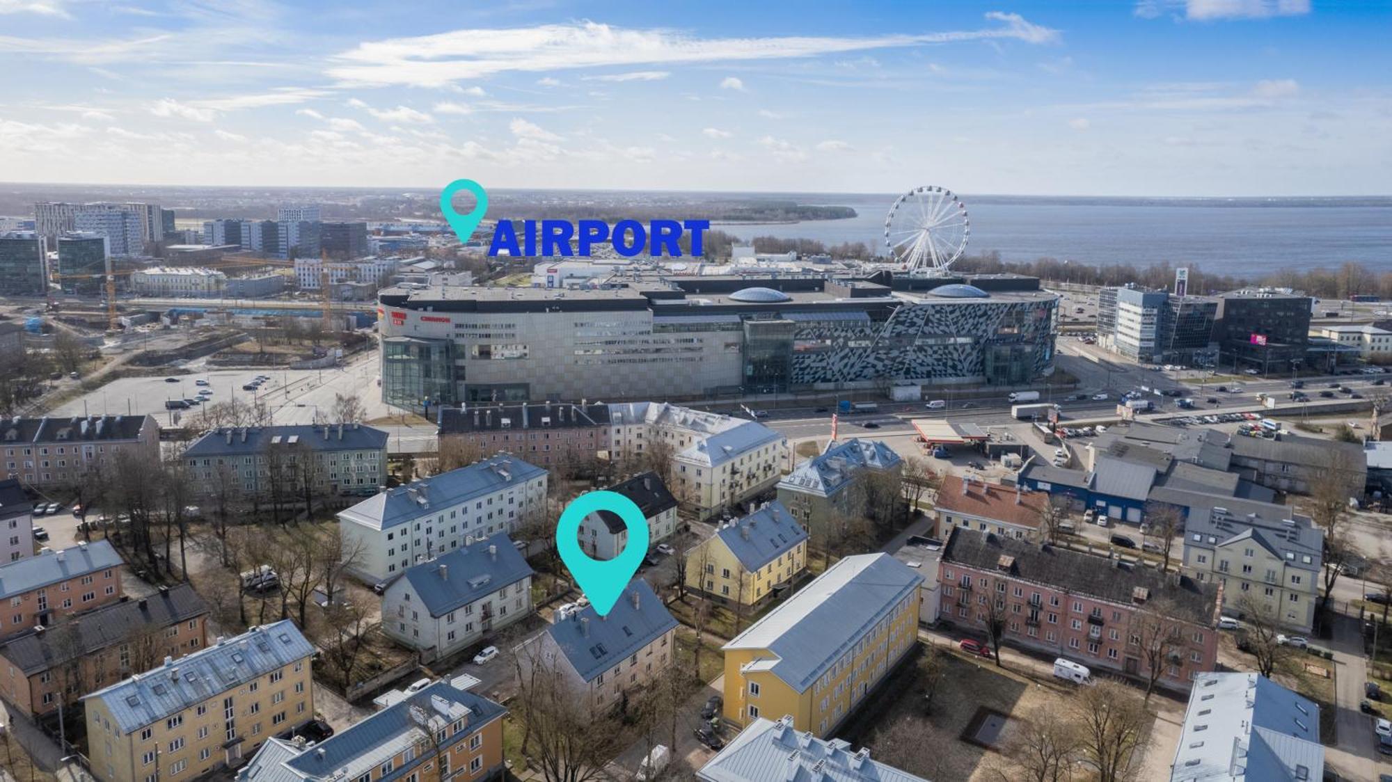 Revalia T1 Airport-Bus Station Studio Exteriör bild